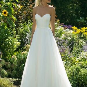 Justin Alexander Designer Wedding Dress